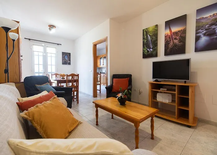 Apartamentos Leomar II